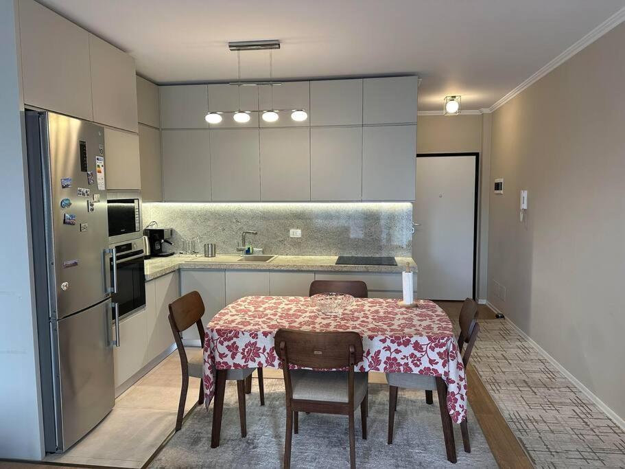 Family Friendly 2 Bedroom Apartment Eden Gardens Tirana City Center Экстерьер фото